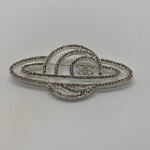 Silver bling brooch